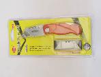 Foading utility knife in blister card packing